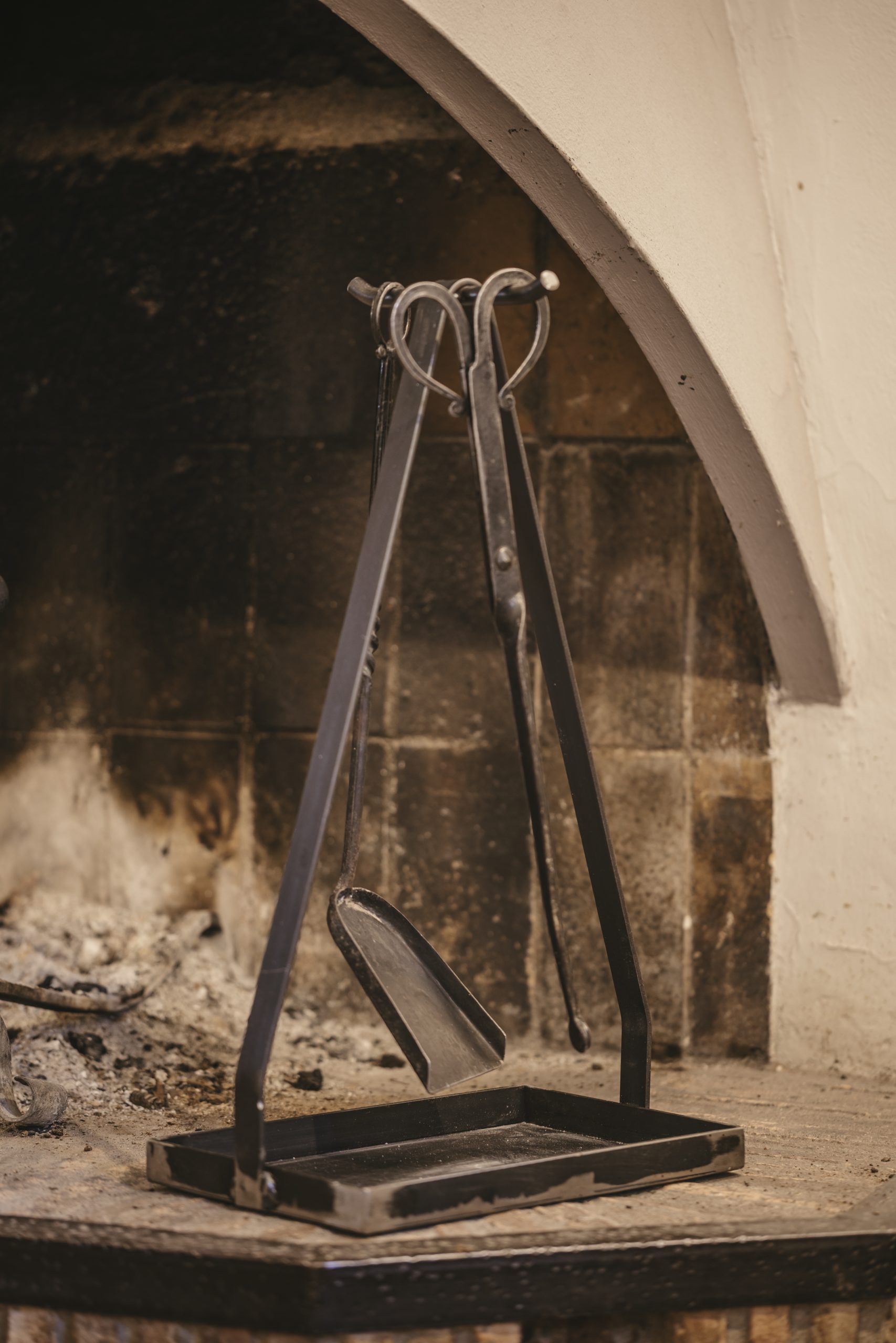 Accesorio para chimenea artesanal de metal