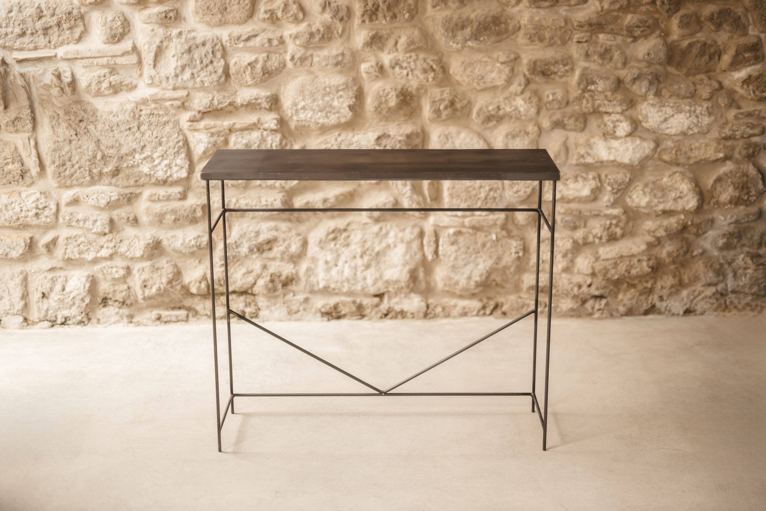 Consola artesanal Banco artesanal de metal y madera